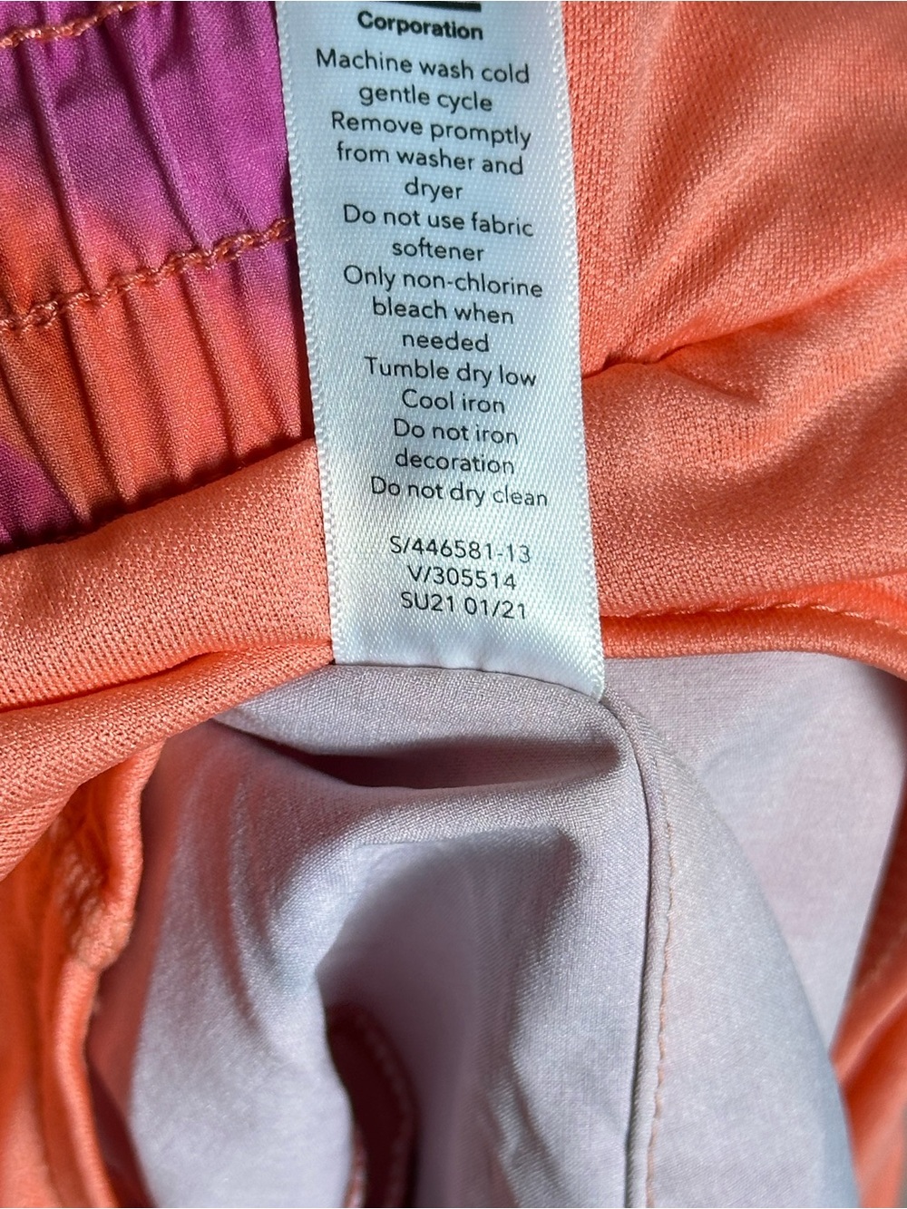 Athleta Printed Mesh Racer Run shorts pink watercolor M Make A Splash Warm - Picture 10 of 12